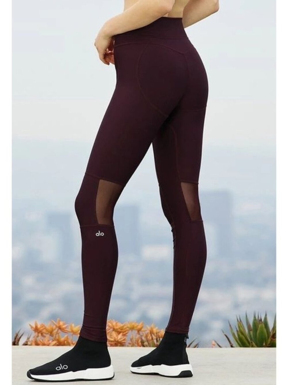 Alo Airlift High-Waist Embody Legging Oxblood Mesh Cut-Outs Cutouts Hi-Rise Pant